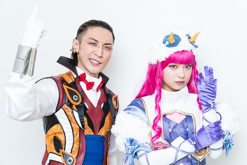 ブライダンは“前代未聞”の悪の組織!? 『ナンバーワン戦隊ゴジュウジャー』ファイヤキャンドル役・三本木大輔さん×ブーケ役・まるぴさんインタビュー｜「幹部」のカテゴリを超えた、ナンバーワンでオンリーワンなキャラクター-6