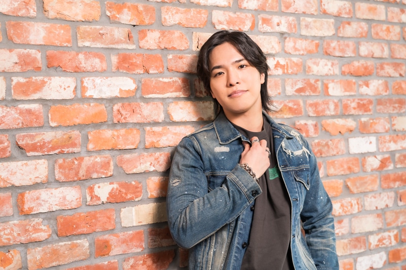 映画『ヒプノシスマイク -Division Rap Battle-』イケブクロ・ディビジョン“Buster Bros!!!” 山田二郎役・石谷春貴さん×山田三郎役・天﨑滉平さんインタビュー｜新しいことに挑戦した『ヒプマイ』らしい映画。でもブクロは、3人で、いつもどおり！-9