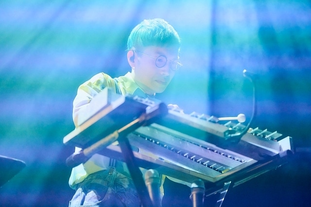 音楽と物語の力を実感した14年――「fhánaの音楽がみんなの生活と共にあったら」の想いを込めて19曲を披露した「fhána 5th Album Tour 2024-2025」東京公演レポート-5