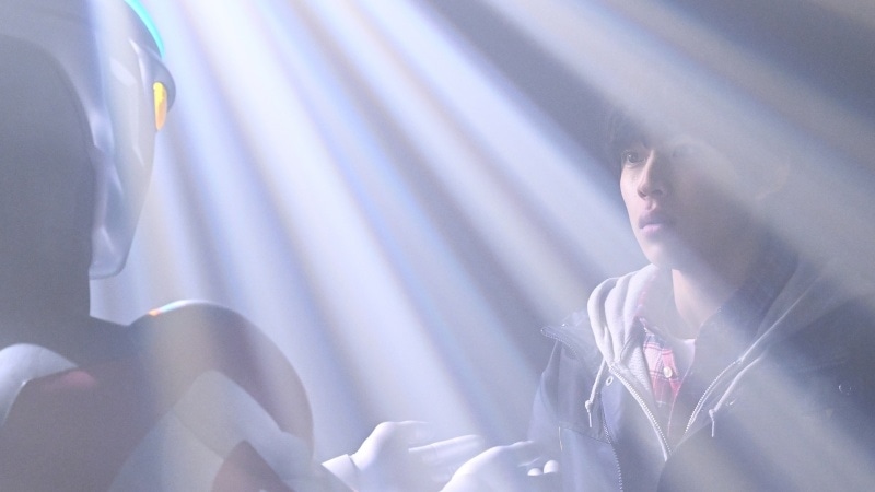 【ネタバレあり】『ウルトラマンアーク THE MOVIE 超次元大決戦！光と闇のアーク』辻本貴則監督インタビュー｜「この作品を作っている間は、みんなが想像力を解き放っていたんです」-3