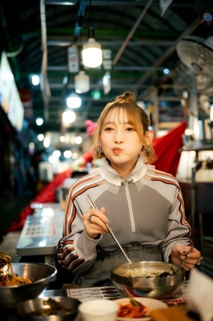 南條愛乃さんのオール撮り下ろしフォトブック「南條愛乃フォトブック スキップトリップ in Korea」が4月1日（火）に発売決定！　イメージカット、イベント情報が解禁-2