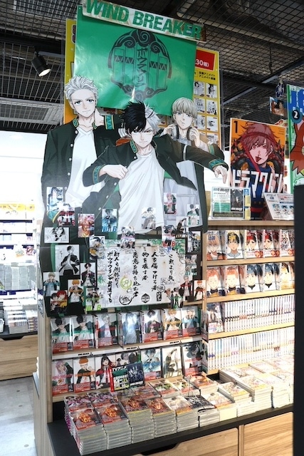 フェア「名探偵コナン SPRING フェア」が開催中！　コミックス『怪しいおまわりさん(1)』が発売！　ほか［今日のアニメイト池袋本店］-15