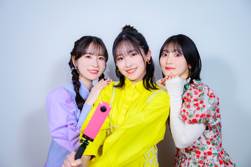 写真と日常、そして仲間――春アニメ『mono』三川華月さん（雨宮さつき役）×古賀葵さん（霧山アン役）×遠野ひかるさん（敷島桜子役）が語るキャラクターたちの心地よい関係性／インタビュー-16