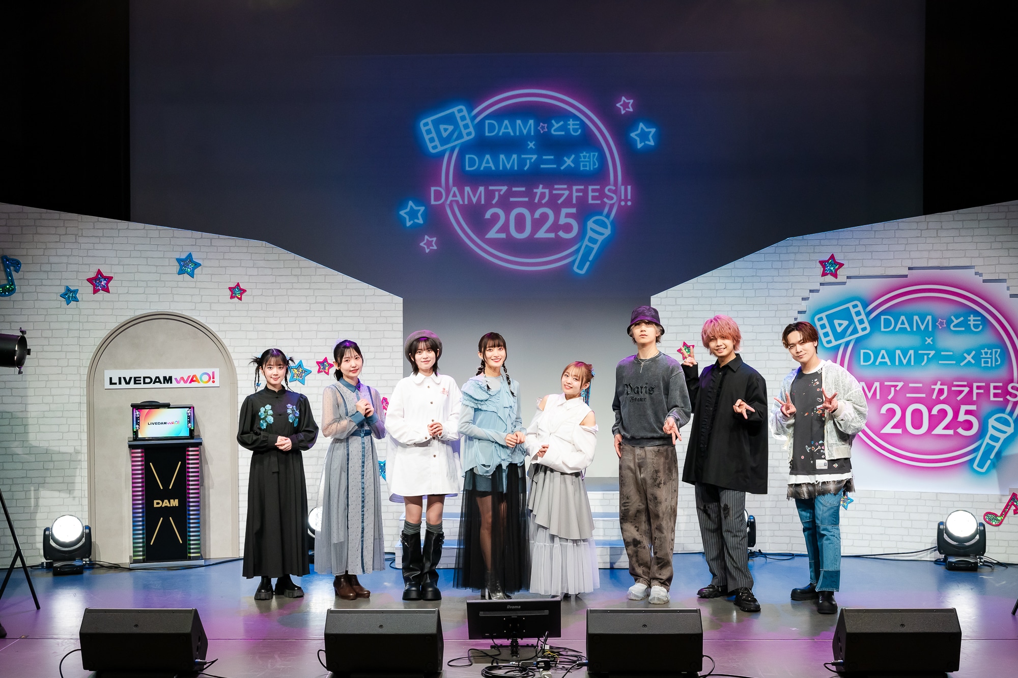 人気声優とDAM★ともユーザーがステージで熱唱！　アニカラ30曲の歌唱に、夢の声優コラボや生朗読まで盛りだくさんの『DAM★とも×DAMアニメ部　DAMアニカラFes!!2025』レポート-22