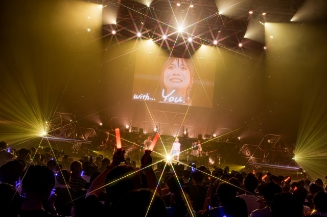 May'n 20周年記念『マクロスF』コラボライブ公式レポート