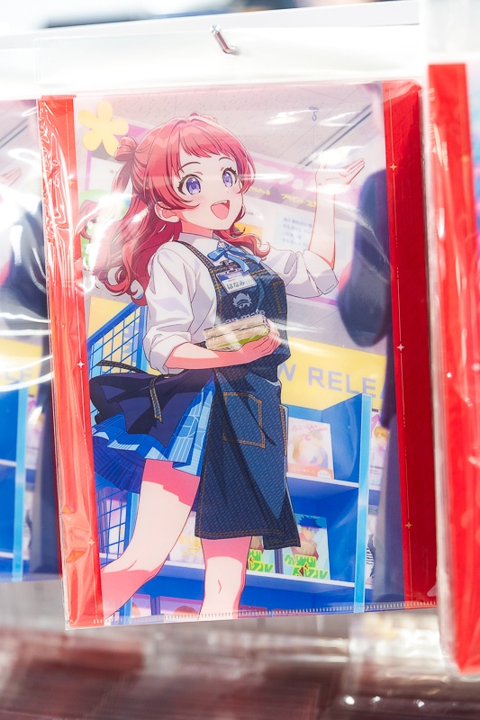 「アニメイト池袋本店2周年記念桜まつり」フォトレポート｜先行販売グッズや記念イベント、ファンのみなさまの「推し」をアピールできるメッセージボードの設置など、2周年に沸く店舗の様子をお届け！-32