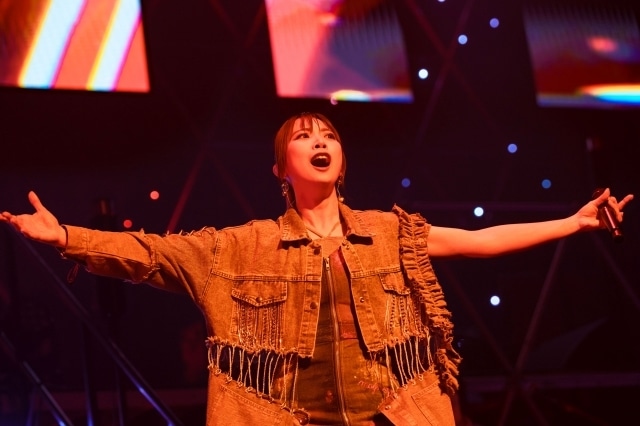 “May’n”そして“シェリル・ノーム”として、2日間で40曲以上を披露！　「SANKYO presents May’n 20th Anniversary Concert Gratz from MACROSS F」公式レポート-27