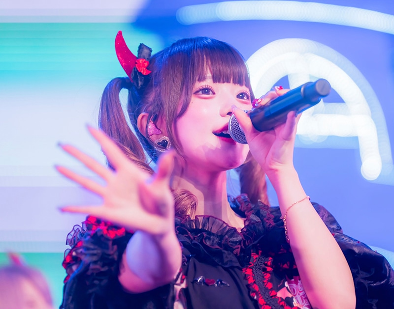小悪魔的なステージで誰もがAVAMちゃんの虜に！　AVAM（アベアム）2周年アニバーサリーワンマンライブ「Devil Up!」レポート