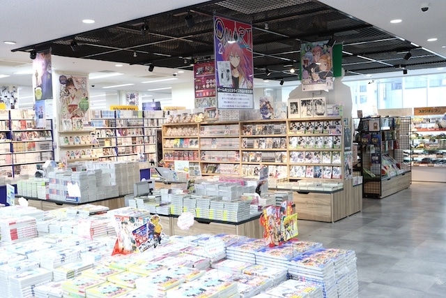 オンリーショップ＆フェア「『18TRIP』1st Anniversary fair!」やフェア「アイドリッシュセブン SUMMERフェア2025 in アニメイト」が開催中！　ほか［今日のアニメイト池袋本店］-21