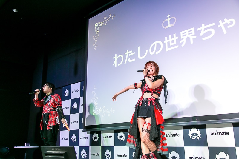 「えなこの〇〇ラジオ」テーマソングCD『ENACHORD（えなこーど）』リリースイベントレポート｜えなこさん＆青木佑磨さんが届けた“みんなで作る”生ライブ。トーク、ライブに加え撮影会と「えなラジ」ならではのイベントに-8