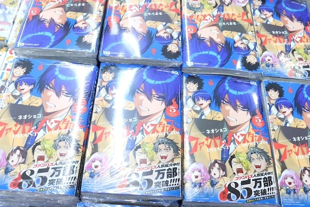 フェア「『18TRIP』1st Anniversary fair!」や「『呪術廻戦』「懐玉・玉折」総集編劇場公開記念フェア」が開催中！　ほか［今日のアニメイト池袋本店］-12