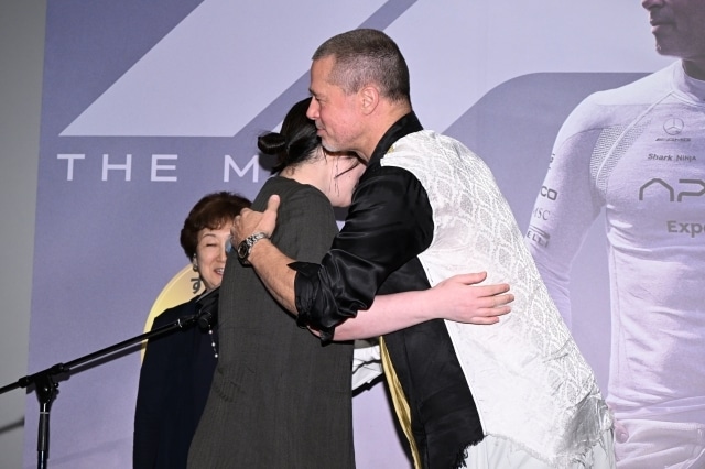 映画『F1／エフワン』ブラッド・ピットさんが3年ぶりに来日！　堀内賢雄さん、中尾明慶さんとともに登壇した舞台挨拶の公式レポートが到着-4