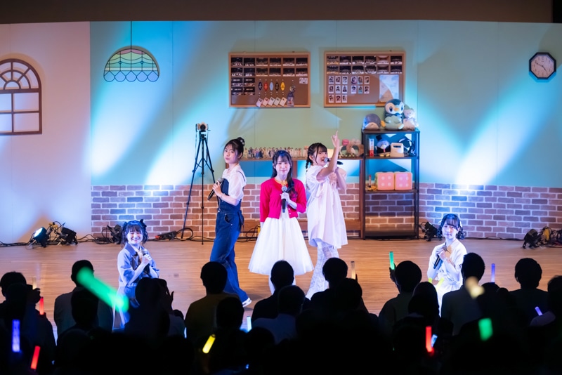 私たちにとっても日々荘は唯一無二な場所ーーDayRe:（デイリー）の橘美來さん、相川奏多さん、宮沢小春さん、夏目ここなさん、日向もかさんによる「日々荘3号館〜雨のちティータイム～」終演後コメント-4