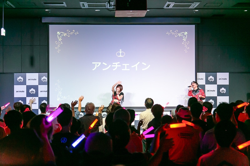 「えなこの〇〇ラジオ」テーマソングCD『ENACHORD（えなこーど）』リリースイベントレポート｜えなこさん＆青木佑磨さんが届けた“みんなで作る”生ライブ。トーク、ライブに加え撮影会と「えなラジ」ならではのイベントに-13