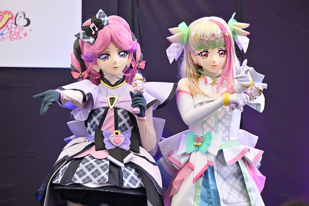 『キミとアイドルプリキュア ♪』「おひろめデビューライブ　ズキューンキッスステージ!!」レポート｜キュアズキューンとキュアキッスが子供たちと触れ合ったほか、5人揃って新曲「キミとルララ」の披露も-16