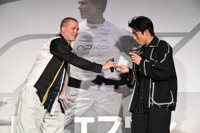 映画『F1／エフワン』ブラッド・ピットさんが3年ぶりに来日！　堀内賢雄さん、中尾明慶さんとともに登壇した舞台挨拶の公式レポートが到着-11
