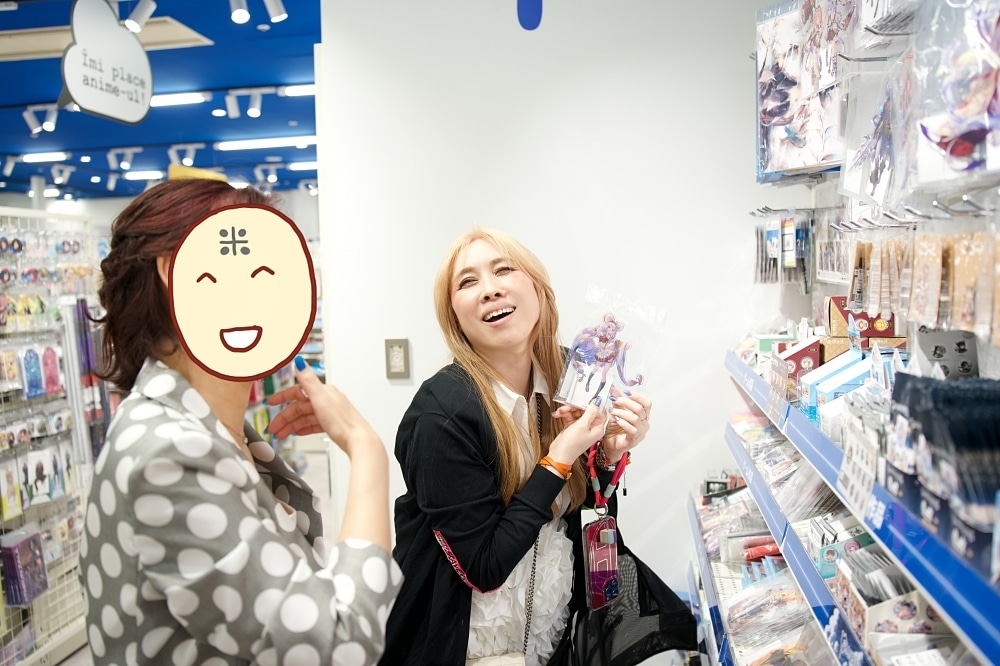 ねこ田米蔵先生とやまねあやの先生が童心にかえる！ 5000円ルールも気にせずお買い物しちゃいました！【店舗貸切！お小遣いアニメイト特別編】-2
