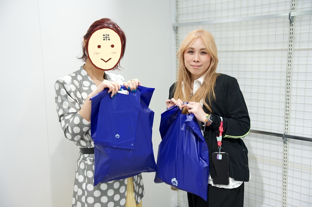 ねこ田米蔵先生とやまねあやの先生が童心にかえる！ 5000円ルールも気にせずお買い物しちゃいました！【店舗貸切！お小遣いアニメイト特別編】-11