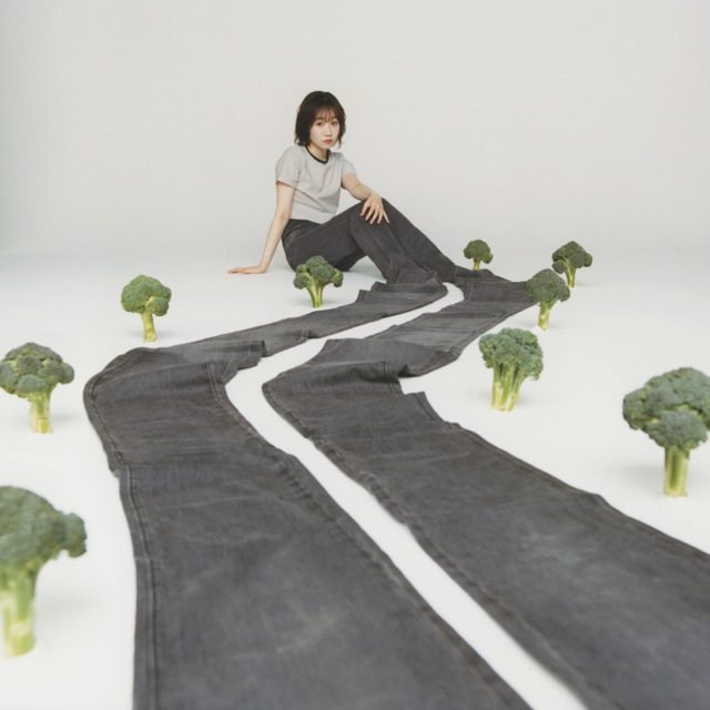 田所あずさ、10周年ベスト『HARE / Qe』で語る歩みと挑戦