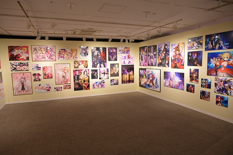 「ワダアルコ展Fate & Fate/EXTRA ART WORKS -flower parade-」東京会場フォトレポート｜進化した展示内容とともに帰ってきたワダアルコ展──豪華絢爛なイラストと世界観に再び酔いしれよう！-16