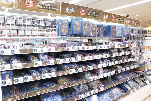 オンリーショップ「TVアニメ「SAKAMOTO DAYS」フォーマルスタイルフェア in アニメイト 特設スペース」が開催中！　コミックス『その着せ替え人形は恋をする(15)』が発売！　ほか［今日のアニメイト池袋本店］-20