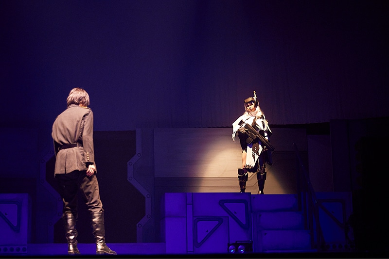 殺陣が増え、キャストの練度も増した『NIKKE THE STAGE』再演──ゲネプロ公演の様子をレポート！-33