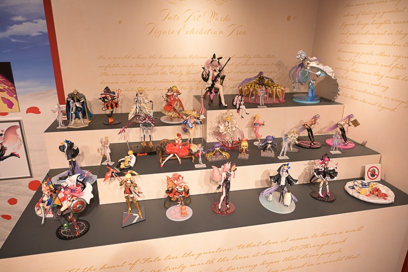 「ワダアルコ展Fate & Fate/EXTRA ART WORKS -flower parade-」東京会場フォトレポート｜進化した展示内容とともに帰ってきたワダアルコ展──豪華絢爛なイラストと世界観に再び酔いしれよう！-19