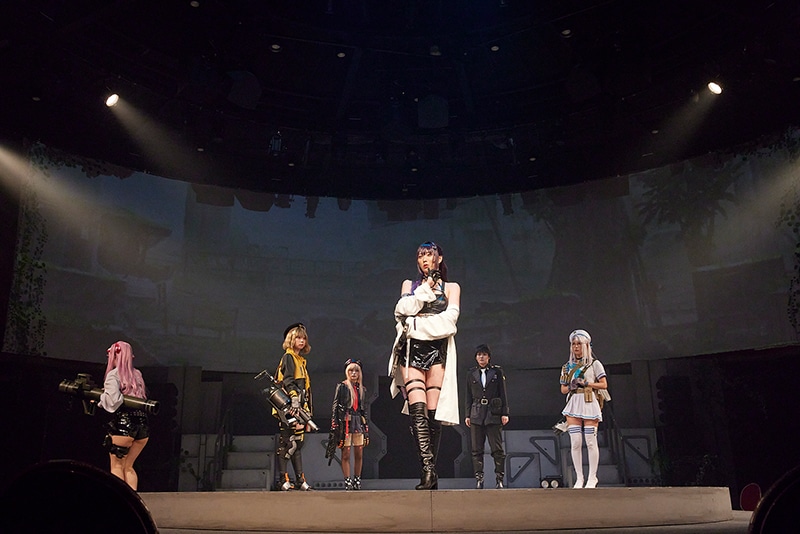 殺陣が増え、キャストの練度も増した『NIKKE THE STAGE』再演──ゲネプロ公演の様子をレポート！-20