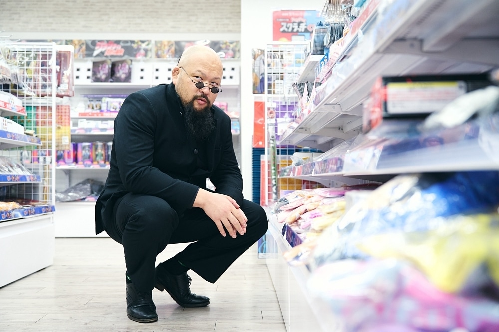 新日本プロレス所属プロレスラーのグレート-O-カーン様がアニメイトに襲来！ 欲しいものは妥協しない、“オタクの矜持”を胸に王者は何を買う!?【店舗貸切！お小遣いアニメイト】-22