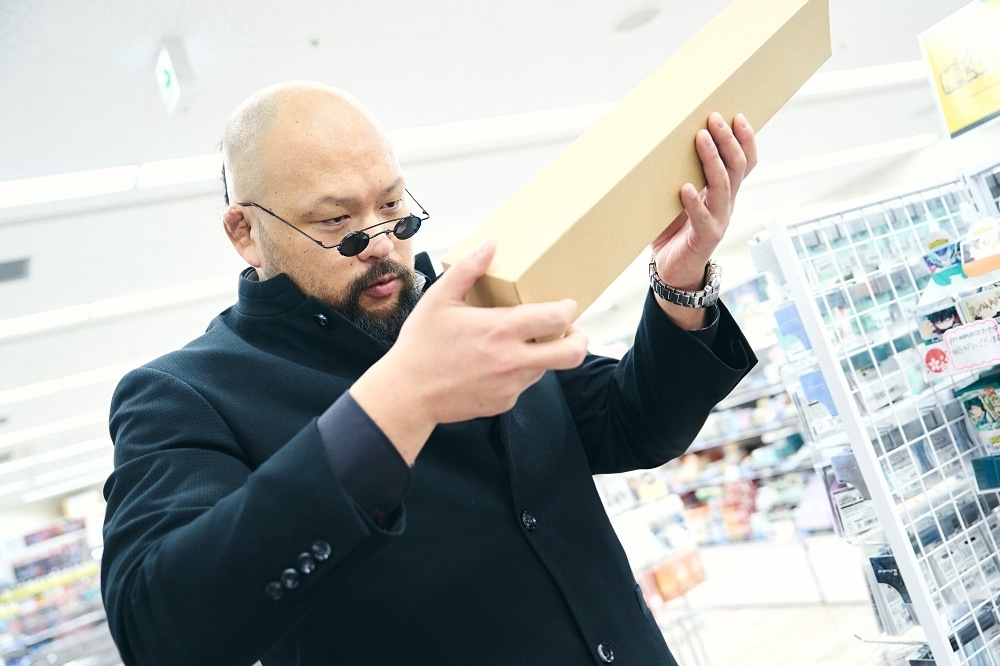 新日本プロレス所属プロレスラーのグレート-O-カーン様がアニメイトに襲来！ 欲しいものは妥協しない、“オタクの矜持”を胸に王者は何を買う!?【店舗貸切！お小遣いアニメイト】-23