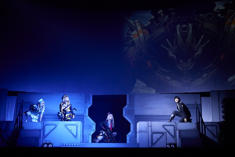 殺陣が増え、キャストの練度も増した『NIKKE THE STAGE』再演──ゲネプロ公演の様子をレポート！-29