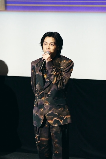 『ホテル・インヒューマンズ』先行上映会の公式レポートが到着！　小林裕介さん、白浜灯奈乃さんが登壇｜imaseさんによるOPテーマの生歌唱も-11