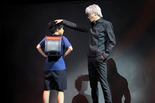 舞台「呪術廻戦」-懐玉・玉折-が本日開幕、舞台写真公開！　キャストの三浦涼介さん・藤田玲さん・久保田悠来さんから開幕コメント到着-14