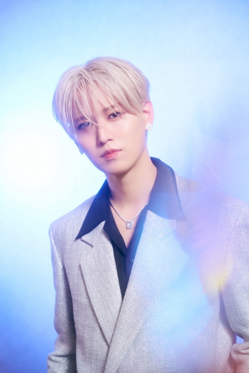 白岩瑠姫 𝟑𝐑𝐃 𝐀𝐋𝐁𝐔𝐌 < 𝐄𝐐𝐔𝐈𝐍𝐎𝐗 > 2023.9.20 RELEASE