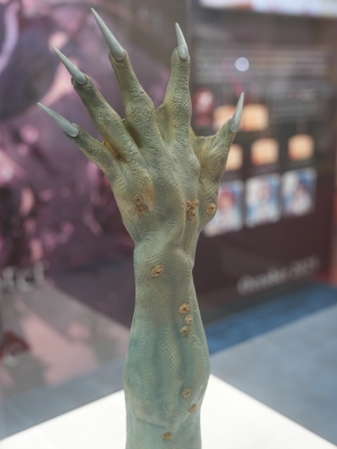 『私を喰べたい、ひとでなし』「オタコン2025」公式イベントレポートが到着！　原作・苗川采先生、漫画編集・亀丸卓充氏、プロデューサー・浜辺恵那氏によるトークセッションを実施-3