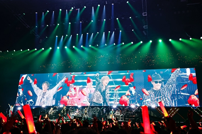 【アニサマ2025】FLOW×影山ヒロノブ「CHA-LA HEAD-CHA-LA」で大爆発スタート！「DAYS」(エウレカセブンOP)、「GO!!!」（ナルトOP）の歌唱も！「Animelo Summer Live 2025 “ThanXX!”」-3