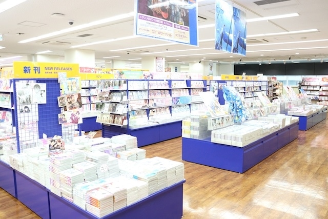 CD「蒼井翔太×七海ひろき/コラボミニアルバム「METEORA」【初回限定盤】」や書籍『抱かれたい男1位に脅されています。OFFICIAL GUIDE BOOK』が発売！　ほか［今日のアニメイト池袋本店］-13