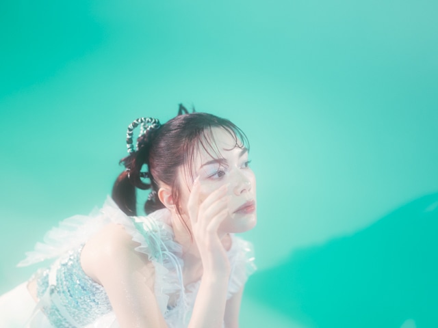 安田レイがTVアニメ『瑠璃の宝石』との出会いを通じて見つめた自身の中の輝き――ニューシングル「光のすみか」リリースインタビュー-3