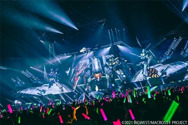『マクロスF』4年ぶりの単独ライブ「SANKYO presents マクロスF ギャラクシーライブ☆ファイナル 2025」開催！　千秋楽公演にはシークレットゲスト菅野よう子さん登場-2