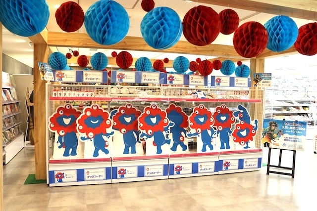 フェア「『崩壊：スターレイル』× 『Fate/stay night [Unlimited Blade Works] 』コラボ記念フェア」が開催中！　コミックス『怪獣8号(16)』（最終巻）が発売！　ほか［今日のアニメイト池袋本店］-9