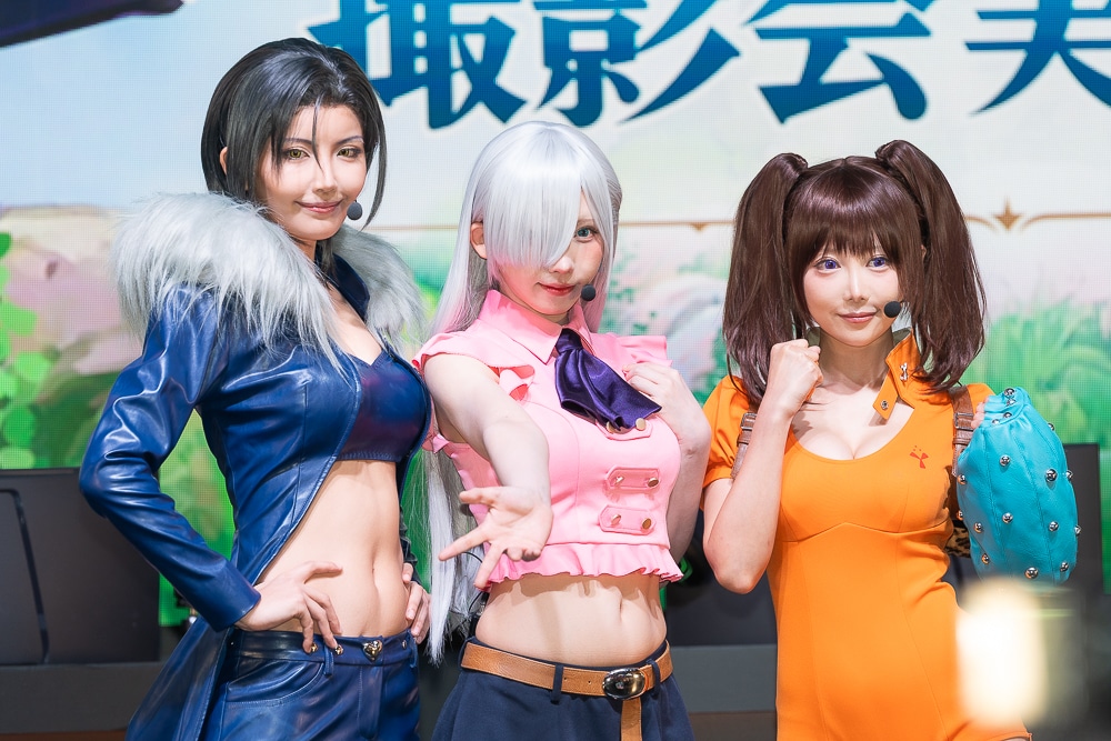 えなこさん、篠崎こころさん、南あみさんが『七つの大罪』のコスプレで「TGS2025」に降臨! 『七つの大罪:Origin』スペシャルコスプレショーの写真をお届け-20