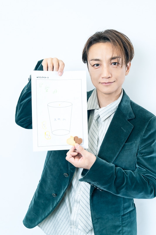 コラボドリンク史上、空前絶後の一品が誕生!? 永山たかしさん、KIMERUさん、鯨井康介さんが『鉄ミュ』らしさ溢れるコラボドリンクを発案! 「ミュージカル『青春-AOHARU-鉄道』コンサート Rails Live2025」で販売するコラボドリンクの制作裏をレポート-7