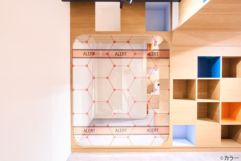 ホテルのフロアが丸ごと第3村に!? 『エヴァンゲリオン』シリーズとコラボ中のサンシャインシティプリンスホテル「IKEPRI25」の様子をレポート|コンシェルジュになったカヲルくんにお出迎えされたり、アヤナミレイ(仮称)の残したメッセージに泣きそうになったり-38