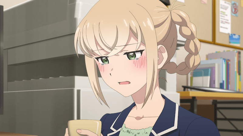 純真でまっすぐでチャーミング！　味わいのある梨田ありさを「演じていて、とっても楽しくて！」──アニメ『笑顔のたえない職場です。』梨田ありさ役・小林ゆうさん×原作・くずしろさん対談インタビュー