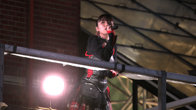 秋アニメ『SI-VIS: The Sound of Heroes』、新宿にて行われた街頭ライブレポートが到着!-1