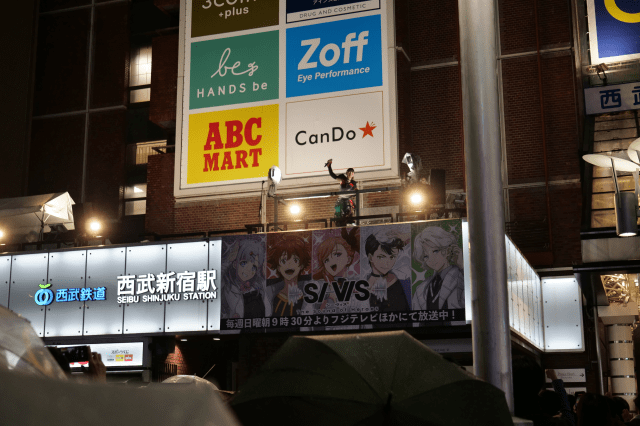 秋アニメ『SI-VIS: The Sound of Heroes』、新宿にて行われた街頭ライブレポートが到着!-6