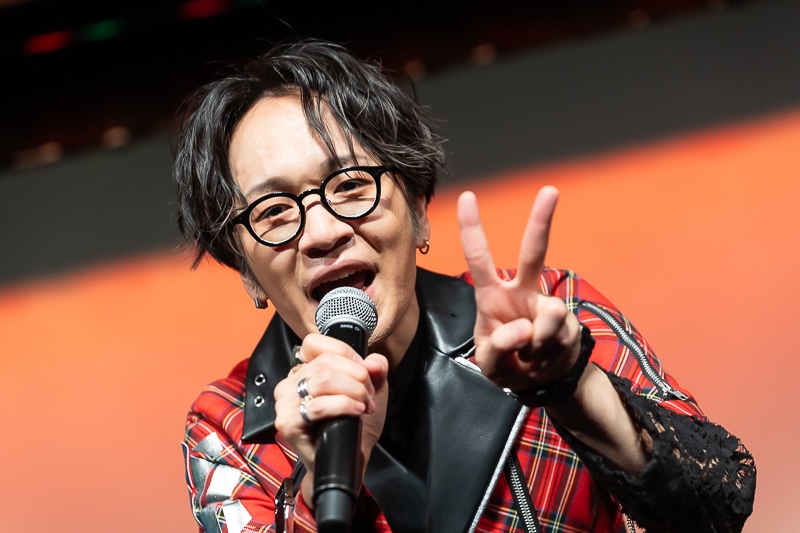 えなこさんがSNSへの書き込み厳禁なギリギリ話を暴露!?　8年続く番組の集大成イベントでぶっちゃけトーク＆ライブを披露！　えなこさん＆青木佑磨さんによる「えなこの〇〇ラジオPresents えなこの〇〇 Party!」レポート-33