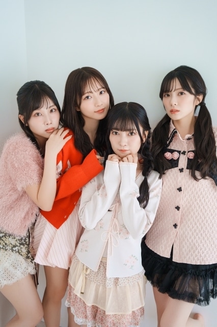 B.L.T.」12月号にLiella!の青山なぎさ、岬なこ、鈴原希実、結那