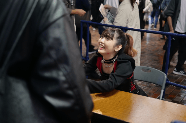 秋アニメ『SI-VIS: The Sound of Heroes』、新宿にて行われた街頭ライブレポートが到着!-8