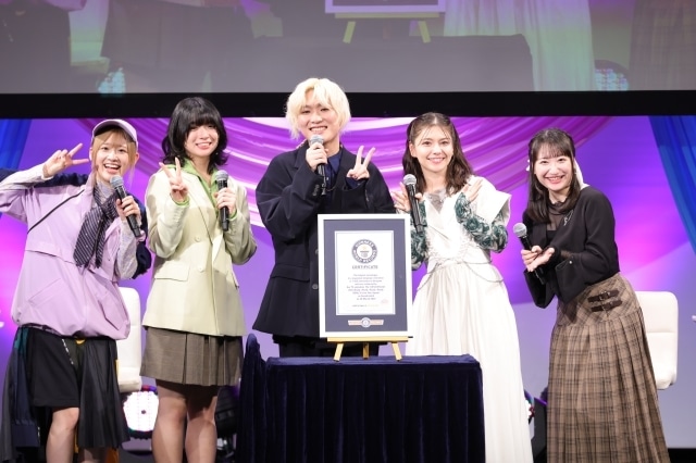 「『君のことが大大大大大好きな100人の彼女』スペシャルイベント～ありがと、大好きになってくれて～」公式レポートが到着！　加藤渉さん、進藤あまねさん、高橋李依さん、Lynnさん、高尾奏音さんが登壇